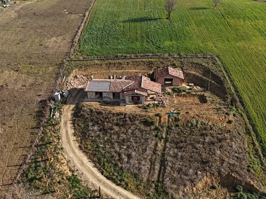 Immagine 5 di Rustico / casale in vendita  in Via Silvio Pellico, 1 a Castiglione Del Lago