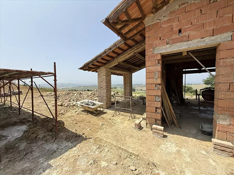 Immagine 6 di Rustico / casale in vendita  in Via Silvio Pellico, 1 a Castiglione Del Lago