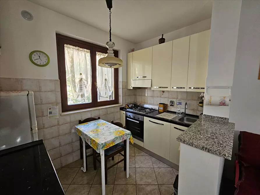 Immagine 3 di Appartamento in vendita  in Via Bruno Buozzi, 75 a Castiglione Del Lago