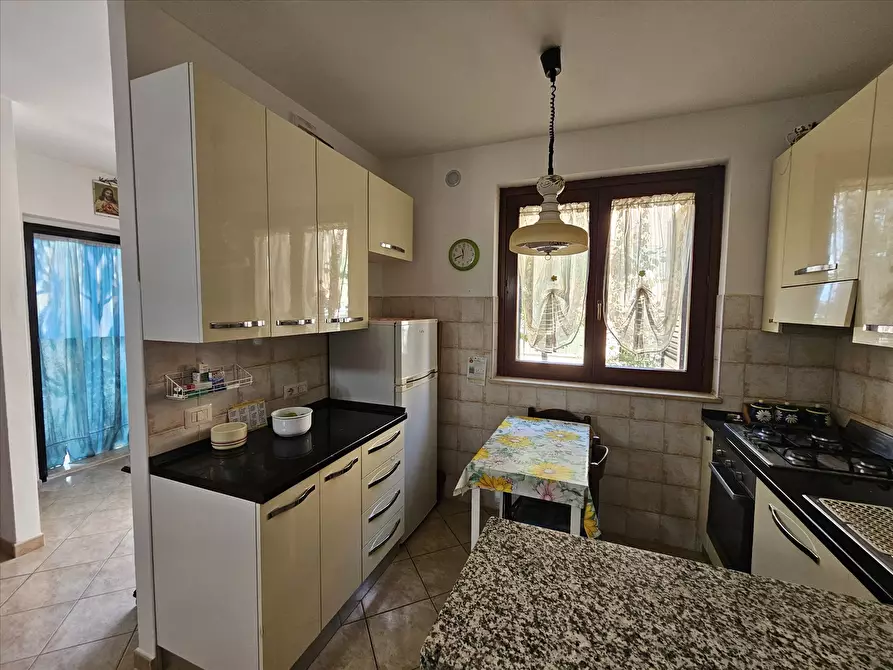 Immagine 4 di Appartamento in vendita  in Via Bruno Buozzi, 75 a Castiglione Del Lago