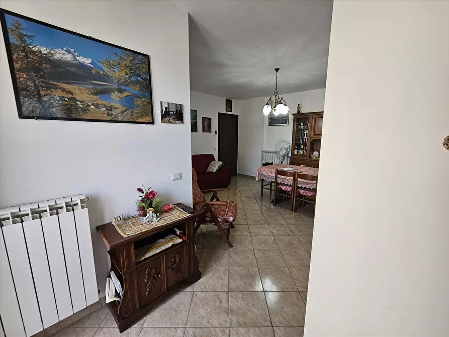 Immagine 9 di Appartamento in vendita  in Via Bruno Buozzi, 75 a Castiglione Del Lago