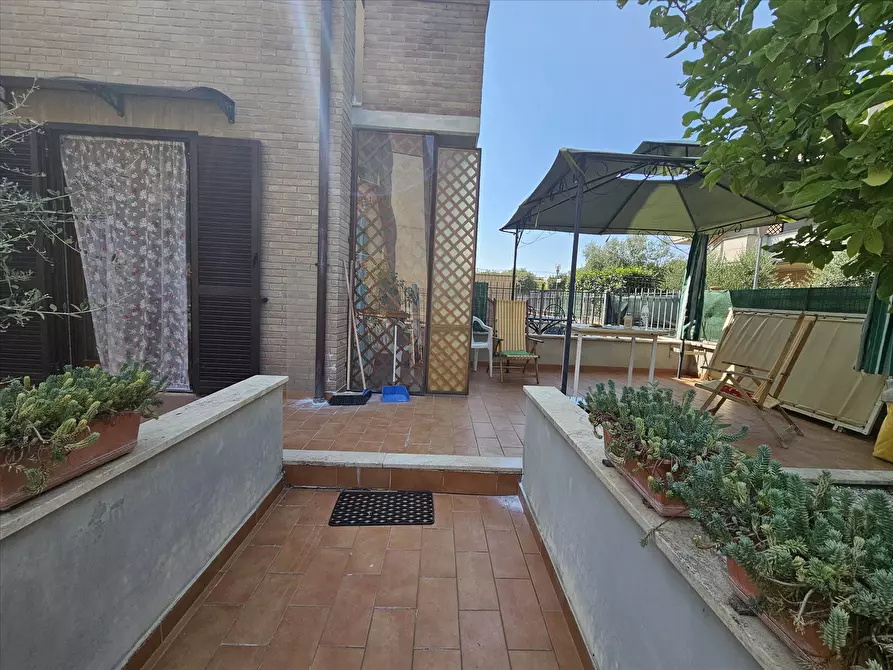 Immagine 10 di Appartamento in vendita  in Via Bruno Buozzi, 75 a Castiglione Del Lago