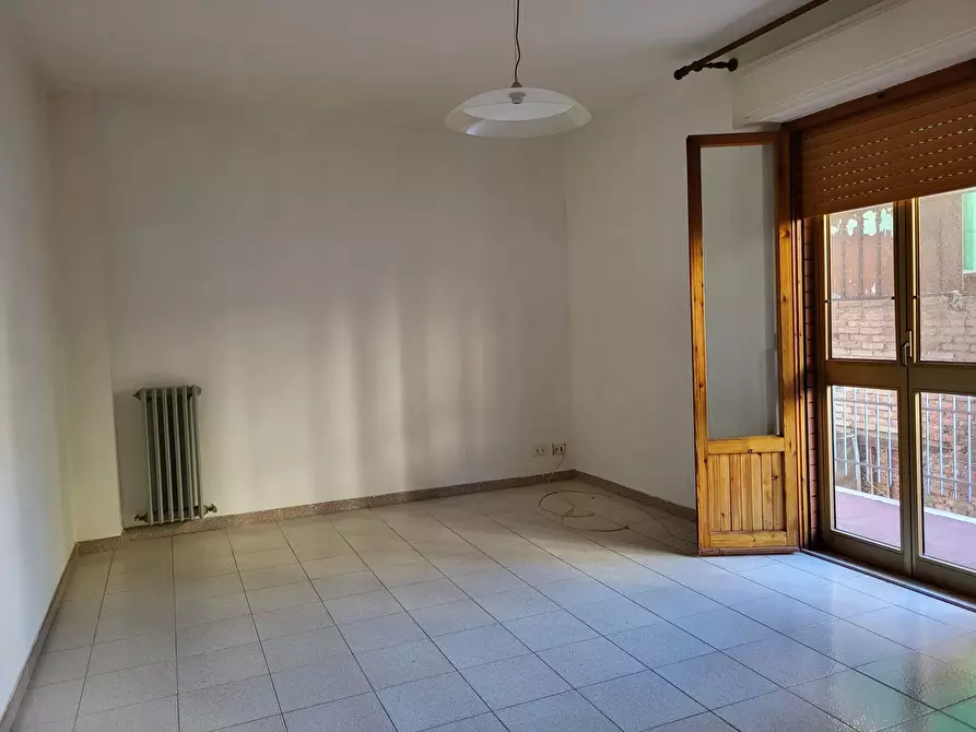 Immagine 3 di Appartamento in vendita  a Castiglione Del Lago