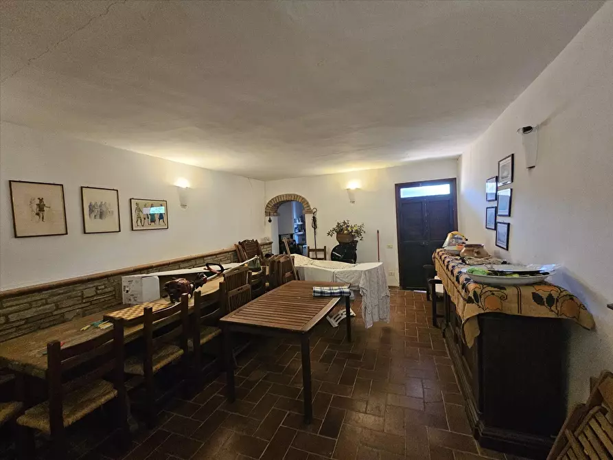 Immagine 7 di Porzione di casa in vendita  a Castiglione Del Lago