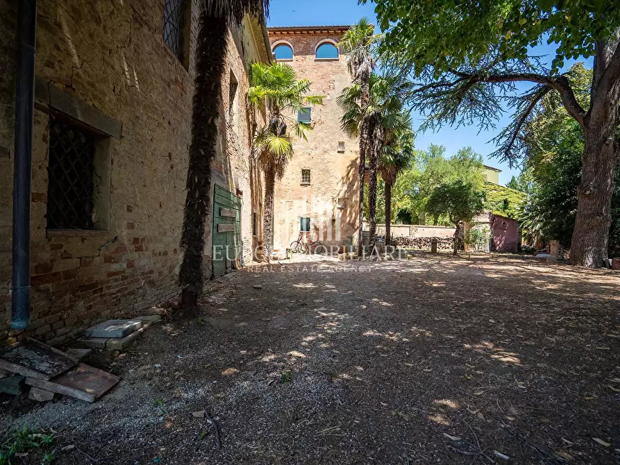 Immagine 10 di Villa in vendita  in Via C.B. Cavour, 37 a Castiglione Del Lago