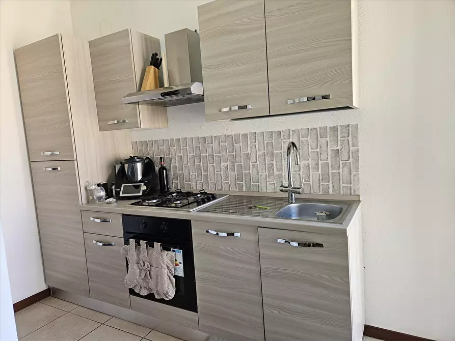 Immagine 4 di Appartamento in vendita  in Via Bruno Buozzi, 71 a Castiglione Del Lago