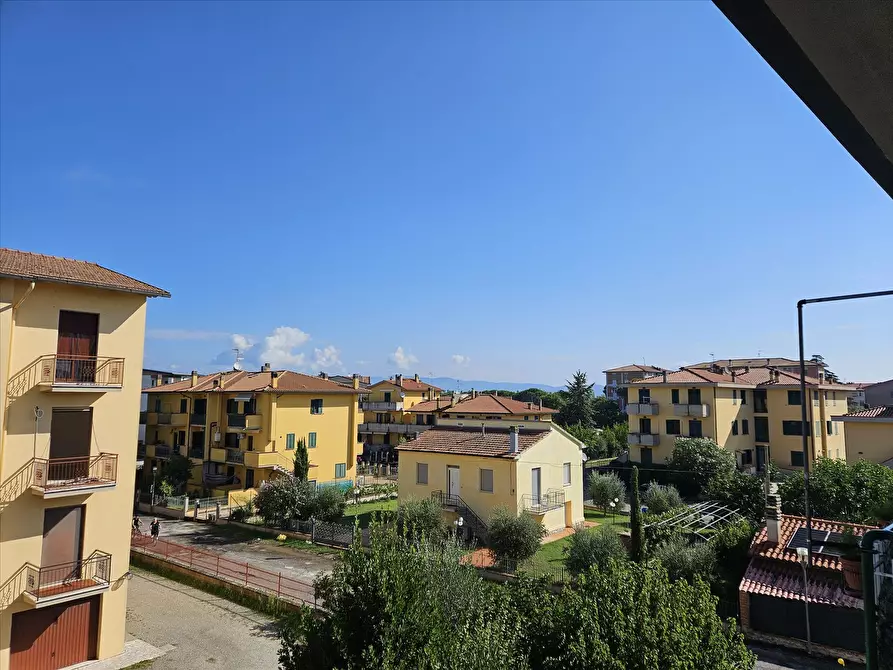 Immagine 7 di Appartamento in vendita  in Via Bruno Buozzi, 71 a Castiglione Del Lago