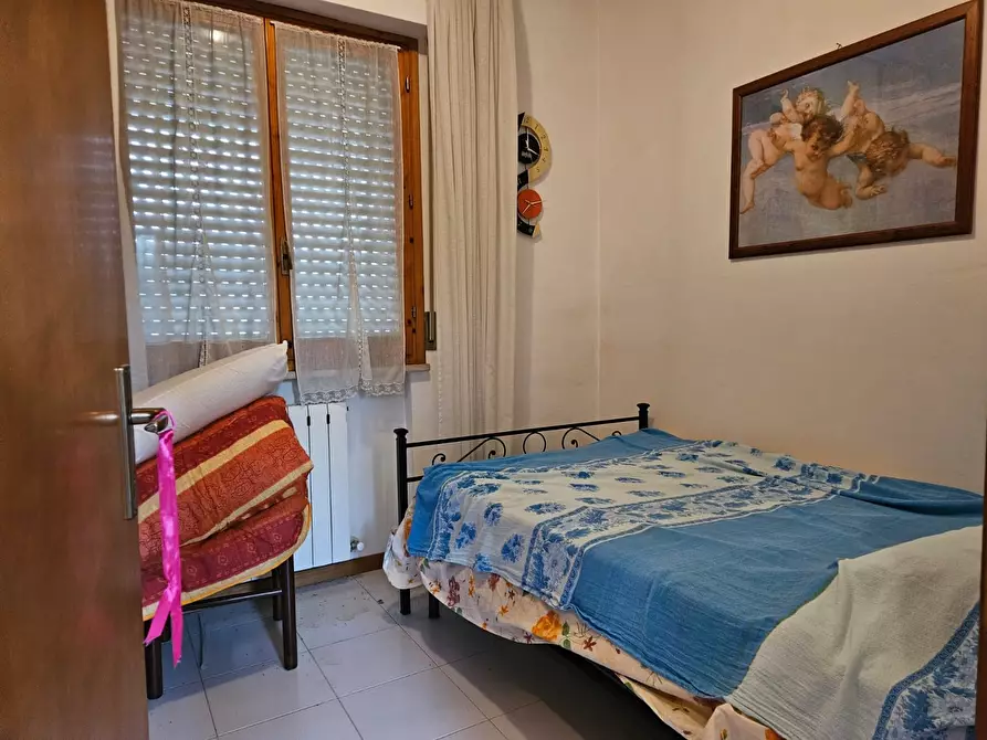 Immagine 9 di Appartamento in vendita  in Via della Liberta', 32 a Castiglione Del Lago