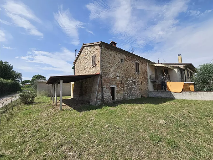 casa indipendente in vendita a Castiglione del Lago