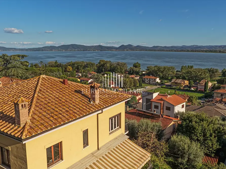 Immagine 3 di Villa in vendita  in Via Belvedere, 6 a Castiglione Del Lago