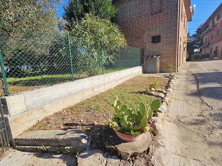 Immagine 5 di Casa indipendente in vendita  in Località Frattavecchia, 54 a Castiglione Del Lago