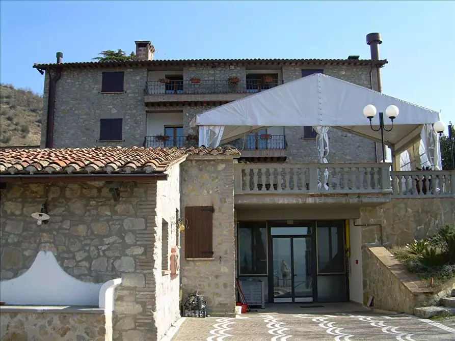 Immagine 2 di Rustico / casale in vendita  in Via Bruno Buozzi, 69 a Fabro