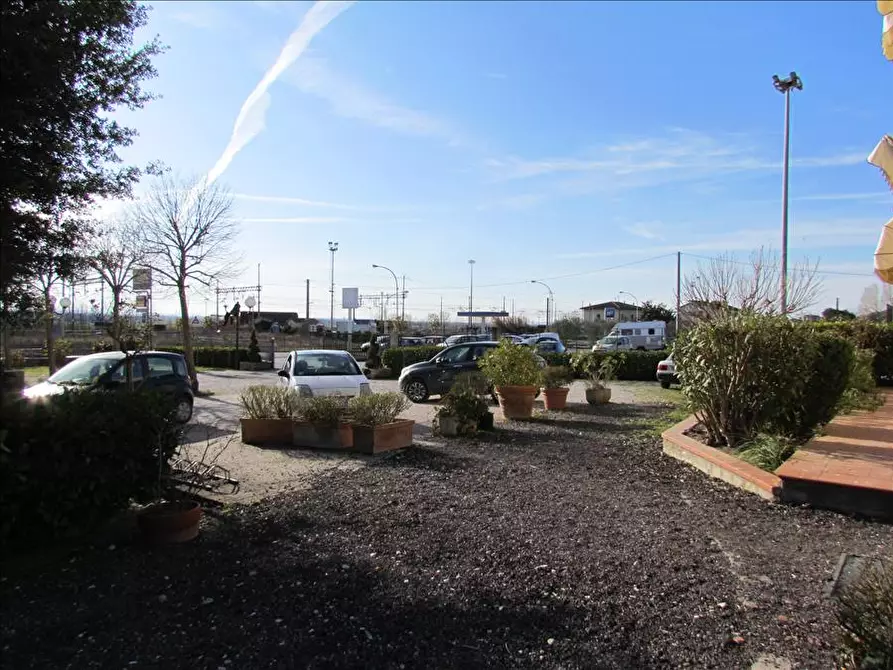 Immagine 6 di Albergo/B&B/Residence in vendita  in Strada Statale Trasimeno, 9 a Cortona