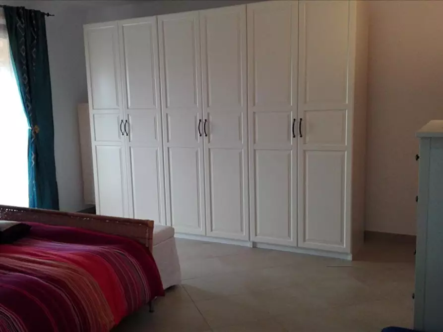 Immagine 5 di Villa in vendita  a Castiglione Del Lago