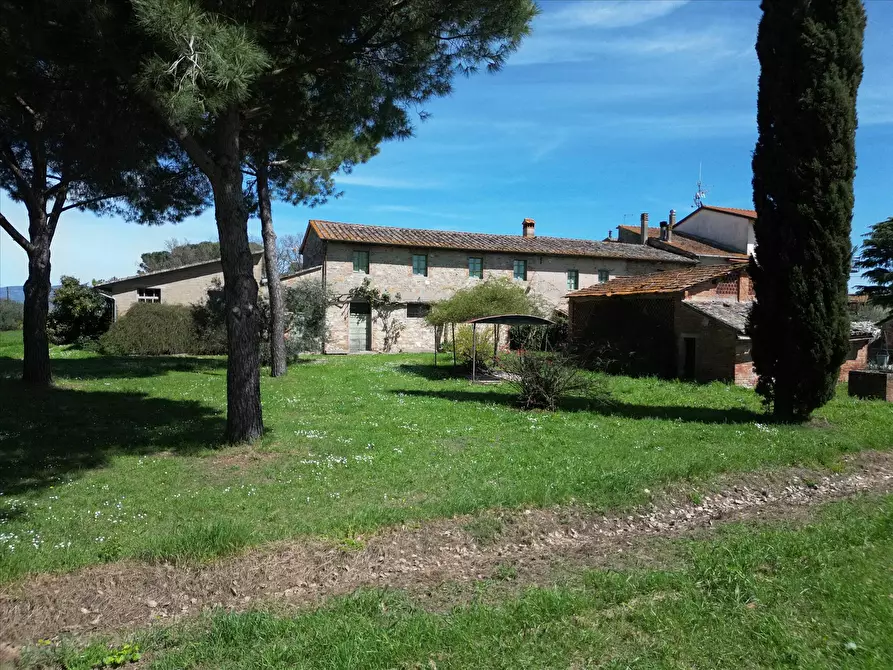 Immagine 6 di Porzione di casa in vendita  in Indirizzo non valido. a Castiglione Del Lago