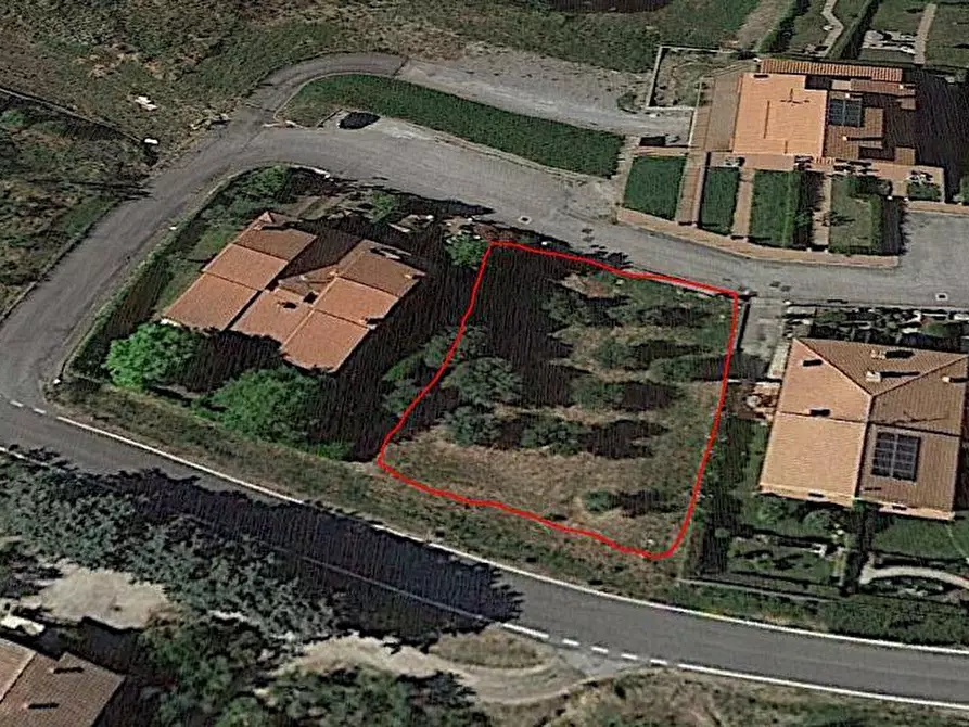 Immagine 1 di Terreno edificabile in vendita  a Paciano