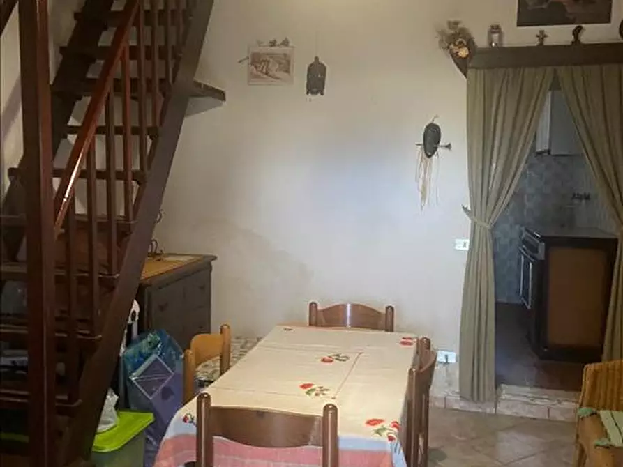 Immagine 7 di Porzione di casa in vendita  in Via Bruno Buozzi, 69 a Castiglione Del Lago
