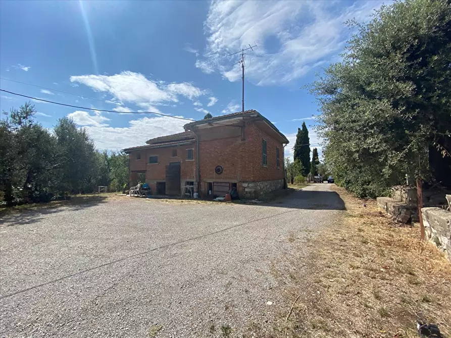 Immagine 7 di Casa indipendente in vendita  in Casamaggiore a Castiglione Del Lago