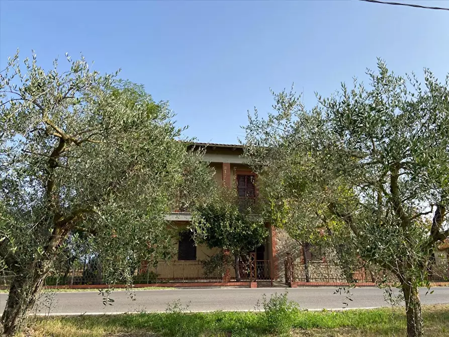 Immagine 1 di Casa indipendente in vendita  in loc. Badia a Castiglione Del Lago