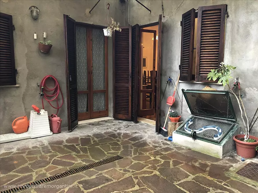 Immagine 3 di Appartamento in vendita  in Piazza XXIV Giugno 1944 a Sarteano