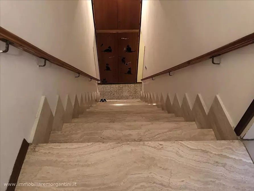 Immagine 8 di Appartamento in vendita  in Piazza XXIV Giugno 1944 a Sarteano