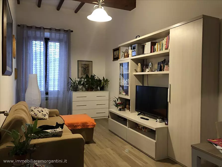 Immagine 9 di Appartamento in vendita  in Piazza XXIV Giugno 1944 a Sarteano