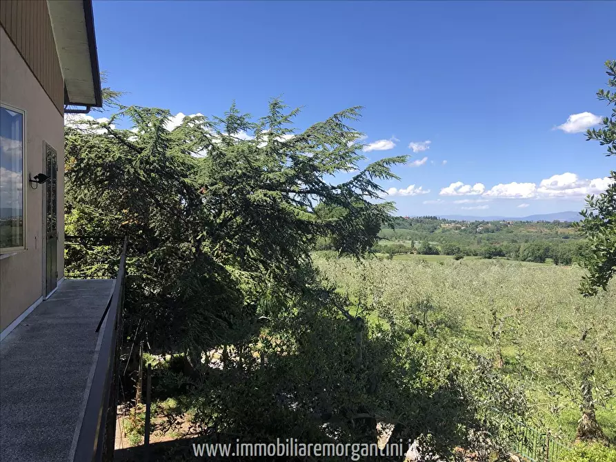 Immagine 8 di Villa in vendita  a Sarteano