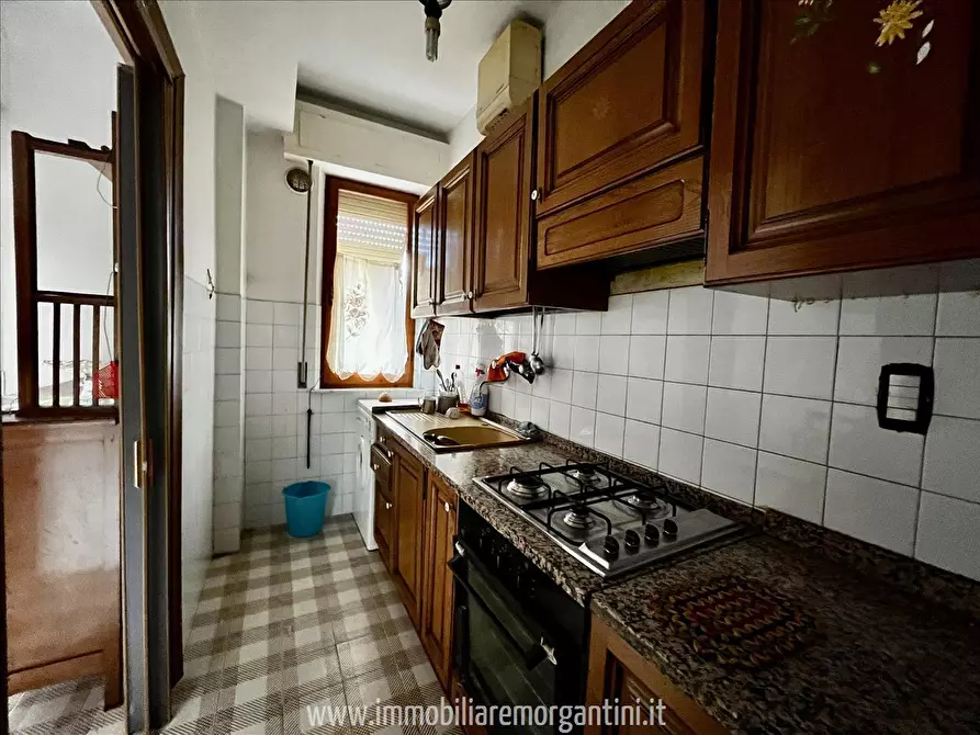 Immagine 4 di Appartamento in vendita  in via di fuori,63 a Sarteano