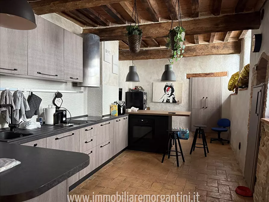 Immagine 2 di Appartamento in vendita  a Sarteano