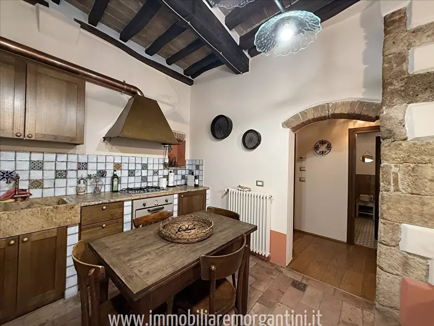 Immagine 9 di Appartamento in vendita  a Sarteano