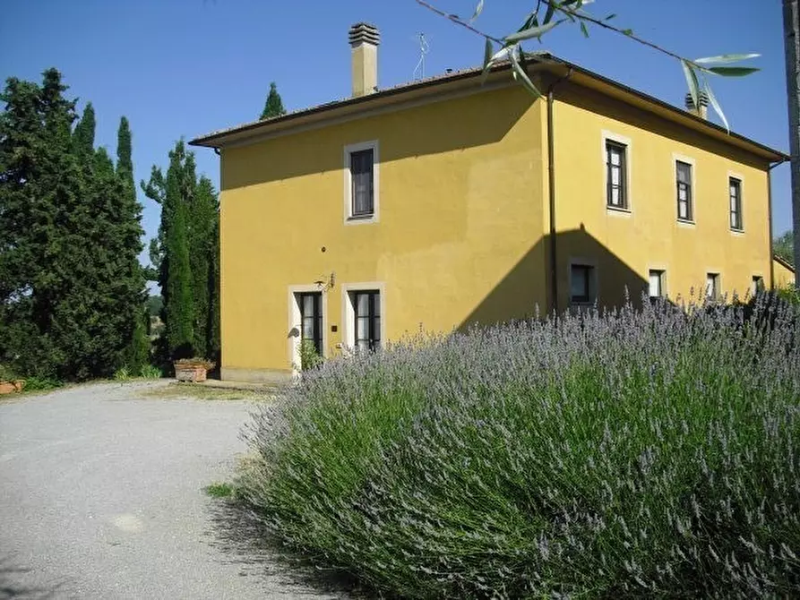 Immagine 2 di Rustico / casale in vendita  a Sarteano