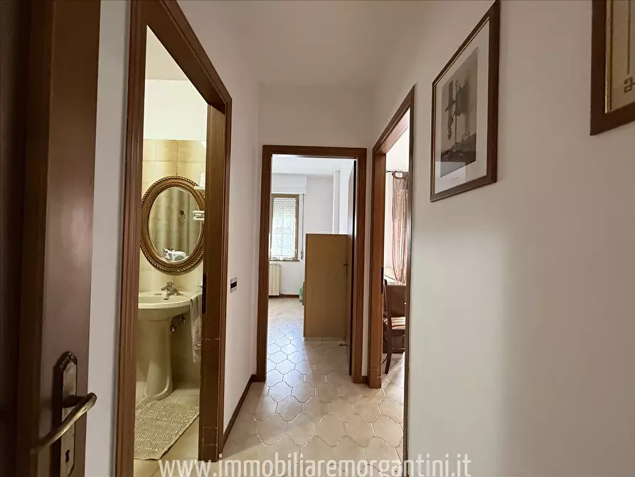 Immagine 10 di Appartamento in vendita  a Sarteano