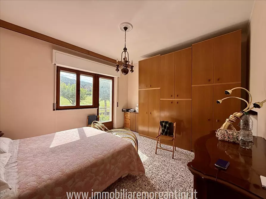 Immagine 4 di Villa in vendita  a Sarteano