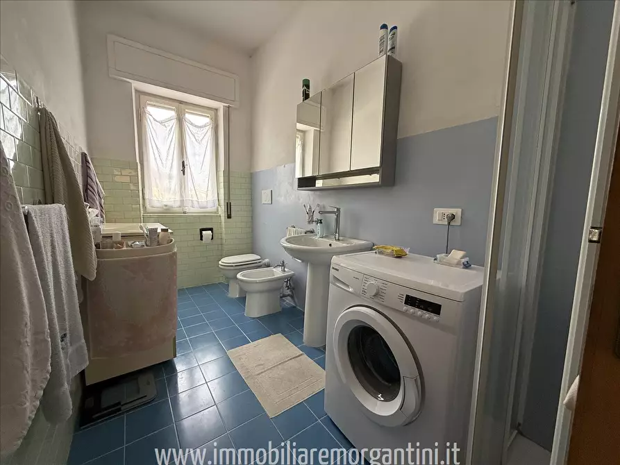 Immagine 10 di Villa in vendita  a Sarteano