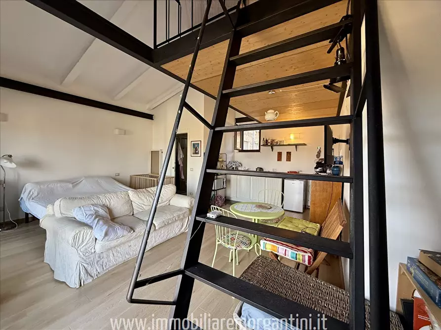 Immagine 7 di Appartamento in vendita  in Via San Giovanni Bosco a Sarteano