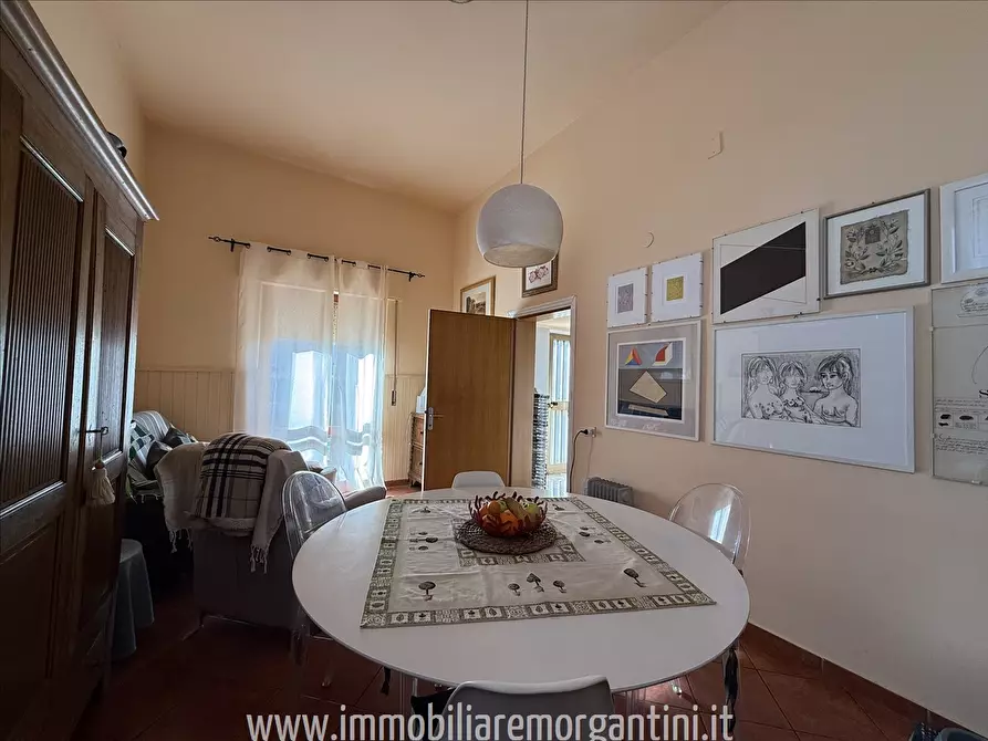 Immagine 3 di Villa in vendita  a Sarteano