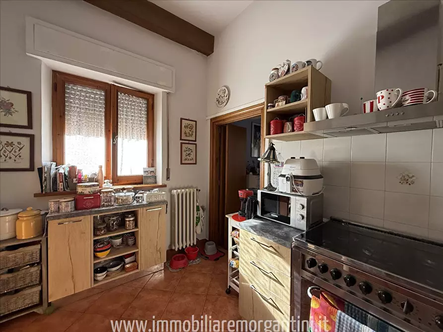 Immagine 4 di Villa in vendita  a Sarteano