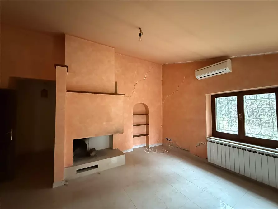 Immagine 3 di Villetta a schiera in vendita  a Sarteano