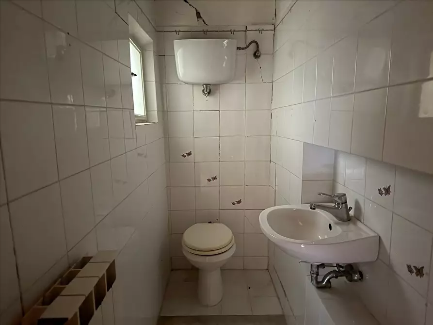 Immagine 9 di Villetta a schiera in vendita  a Sarteano