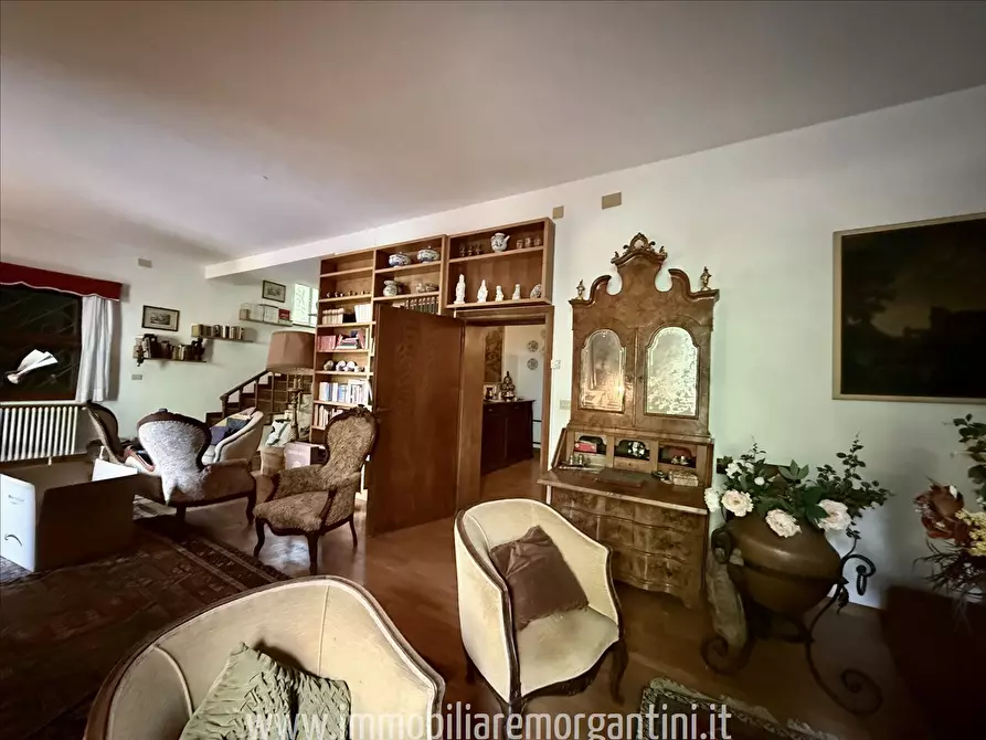 Immagine 7 di Villa in vendita  a Sarteano