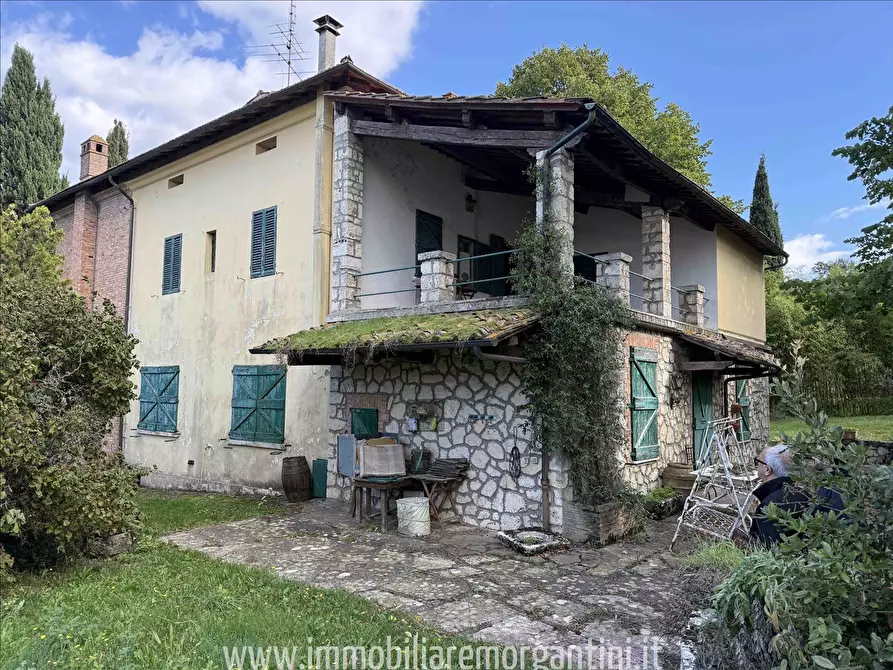Immagine 2 di Villa in vendita  a Sarteano