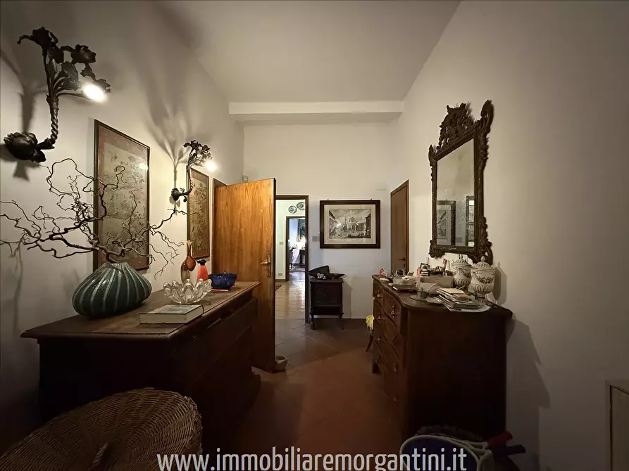 Immagine 10 di Villa in vendita  a Sarteano