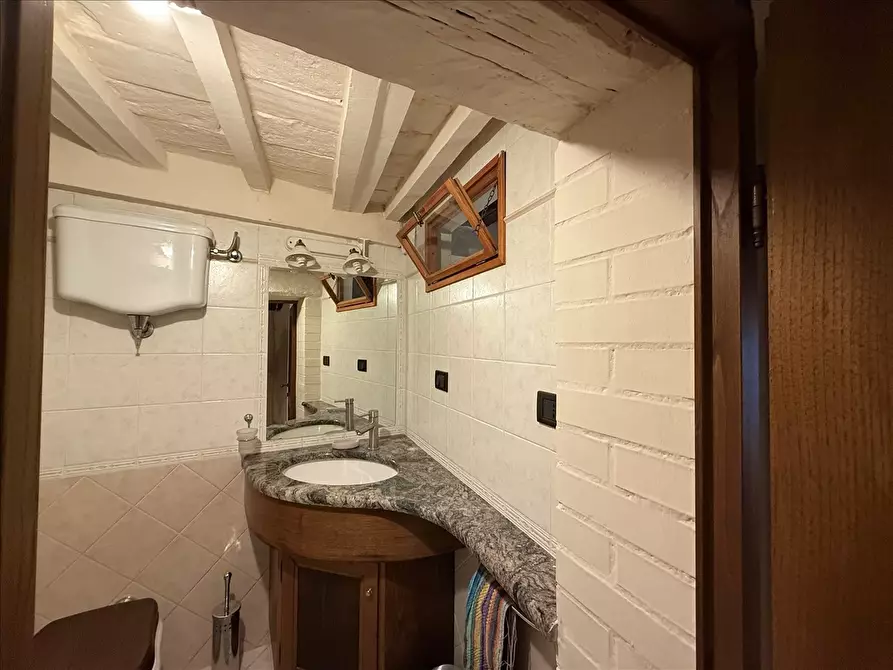 Immagine 10 di Appartamento in vendita  a Sarteano