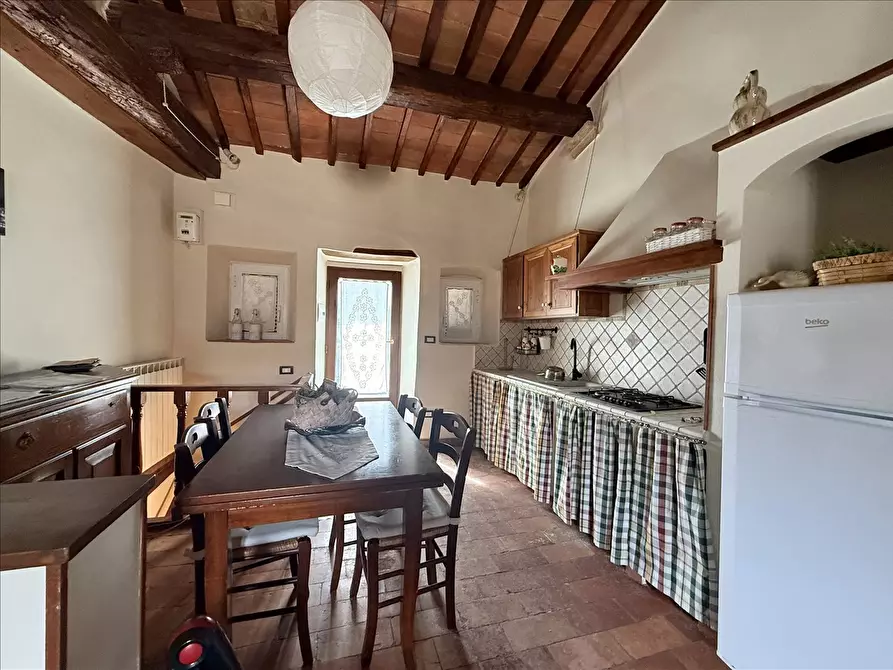 Immagine 1 di Appartamento in vendita  a Sarteano