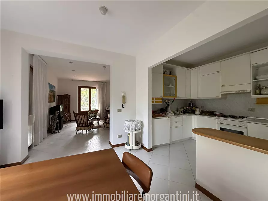 Immagine 6 di Villa in vendita  a Sarteano