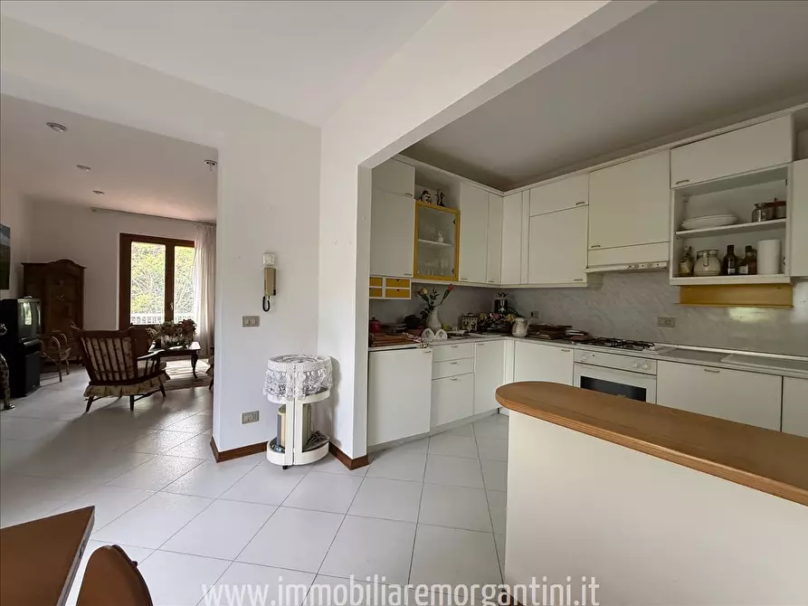 Immagine 7 di Villa in vendita  a Sarteano