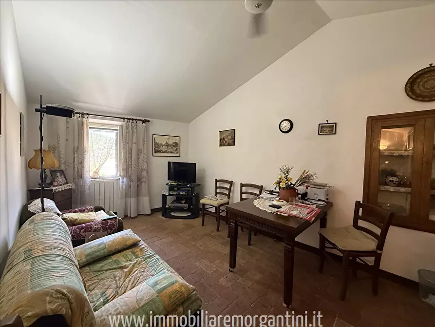 Immagine 1 di Appartamento in vendita  a Sarteano