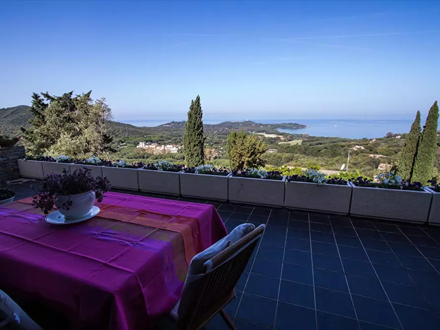 Immagine 10 di Villa in vendita  a Castiglione Della Pescaia