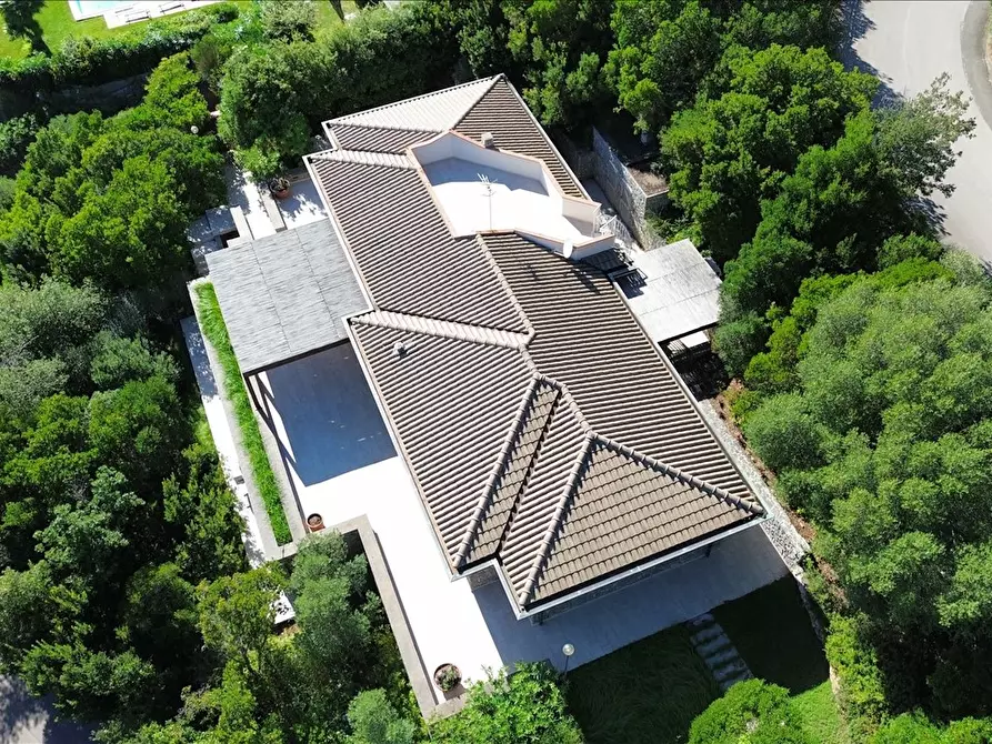 Immagine 2 di Villa in vendita  a Castiglione Della Pescaia