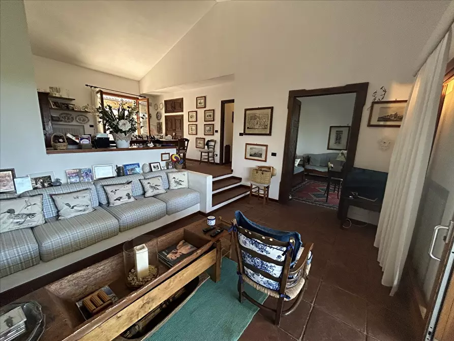 Immagine 5 di Villa in vendita  a Castiglione Della Pescaia